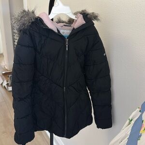 Columbia Girls Ski Jacket size Medium